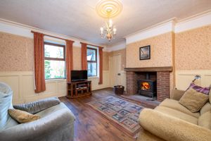 Sitting Room- click for photo gallery